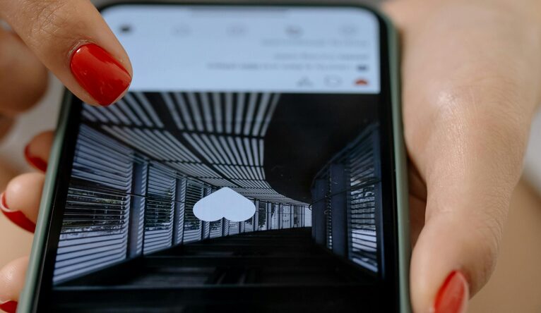 The Role of Consistent Likes in Sustainable Reach